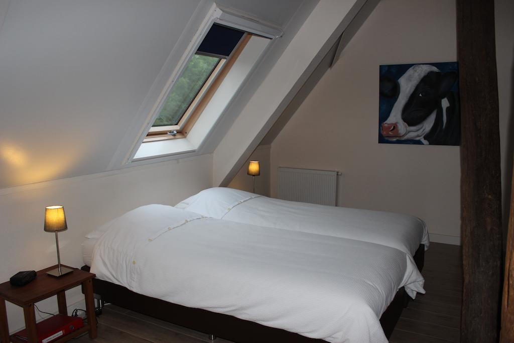 Wartena Hoeve - Vega B&B Room photo