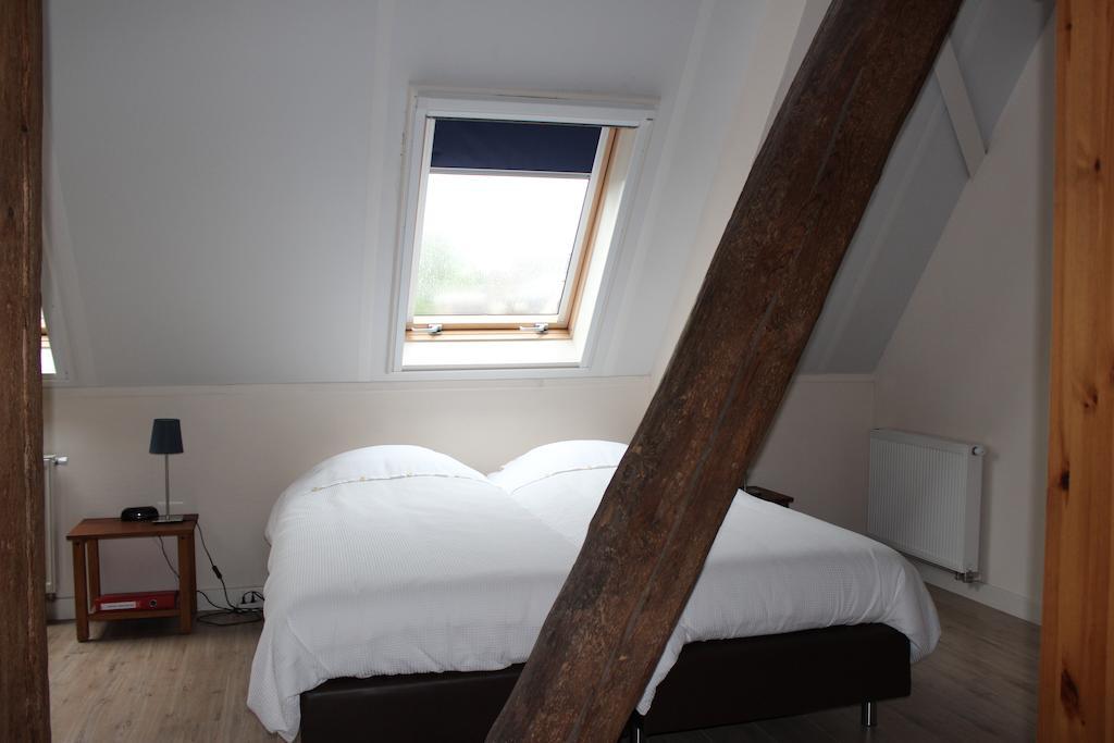Wartena Hoeve - Vega B&B Room photo